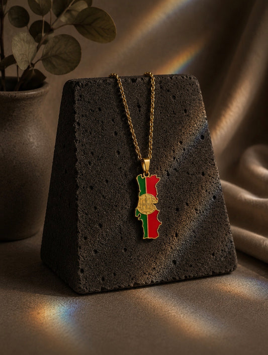 Nossa Alma Necklace