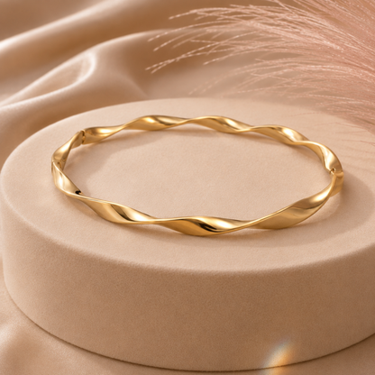 Helio Twist Bangle